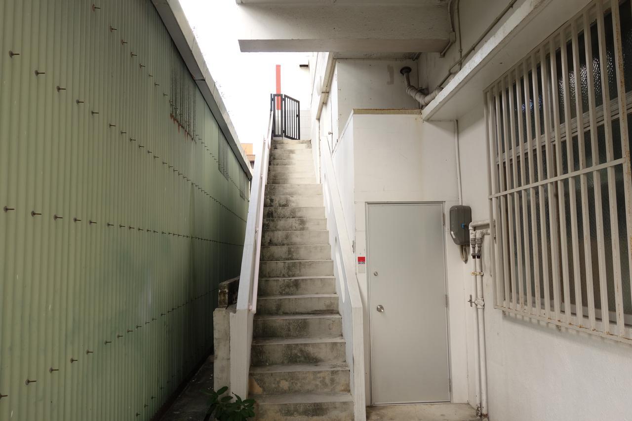 Okinawa Naha Rakuraku House Exterior foto