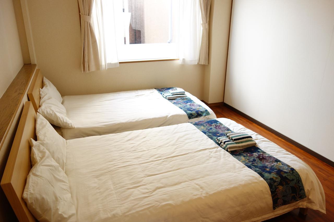Okinawa Naha Rakuraku House Exterior foto